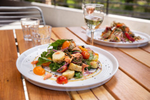 Alfresco Dining at the Lakeside Visitor Centre
