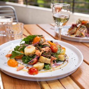 Alfresco Dining at the Lakeside Visitor Centre