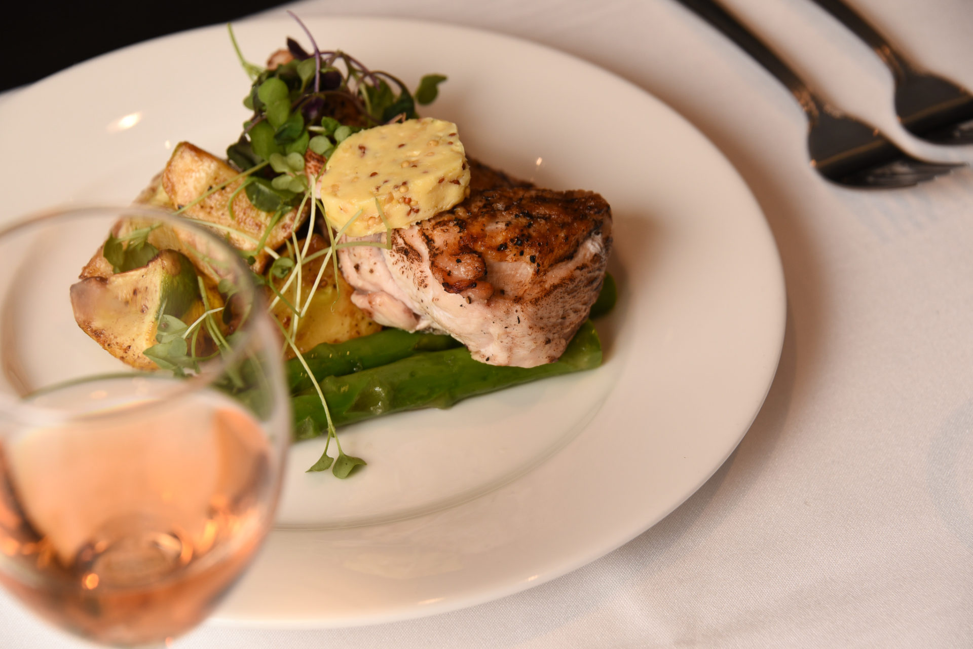 Free Range Roasted Chicken Breast With Rosemary Chat Potatoes, seasonal Green Vegetables And Gravy  